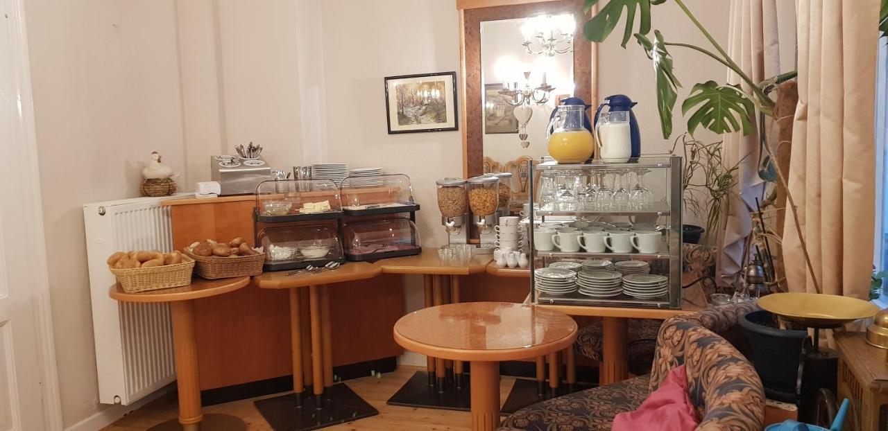 Cafe-konditorei-pension Sander * Niederfell
