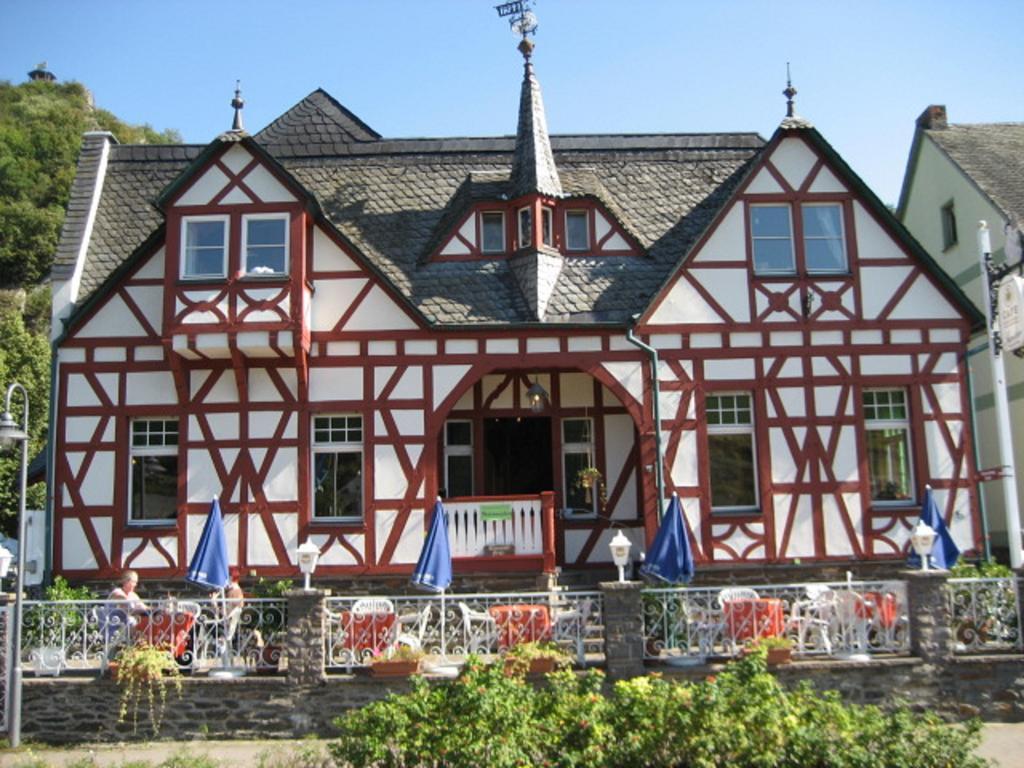 Cafe-konditorei-pension Sander Niederfell